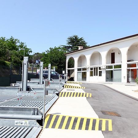 Charming San Simon Beach Apartment Jn Izola Exterior photo