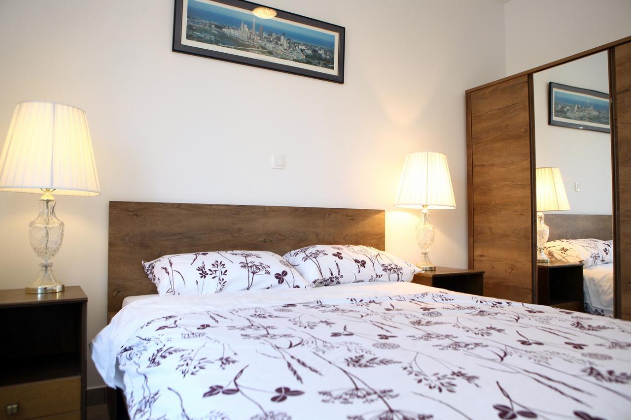 Charming San Simon Beach Apartment Jn Izola Exterior photo